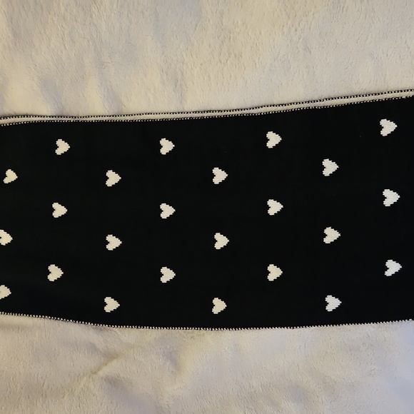 BARK Houndstooth Hearts Dachshund Knit Scarf and Black Beanie Set - Picture 9 of 9